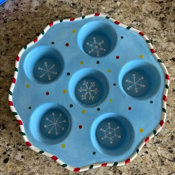 Temptations Snowman Round Muffin Ovenware / Serving Pan 10" x 1.5" - Picture 1 of 2